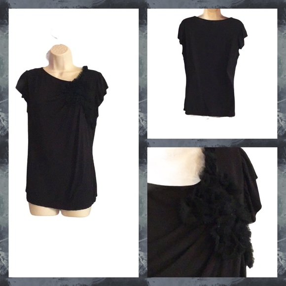 Tribal Tops - Large Tribal like new black classy black tee